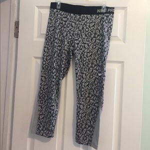 Cropped Leggings